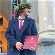Laureato in lingue e letterature moderne Europee offre ripetizioni private in spagnolo e francese. Professionalità e serietà