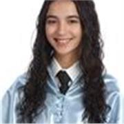 Hola Soy Laura, graduada en Historia por la universidad de Santiago de Compostela y doy clases particulares a todos los niveles