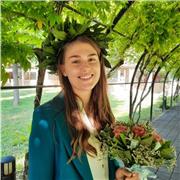 Studentessa appassionata di lingue e viaggi offre ripetizioni di inglese per tutte le età e i livelli