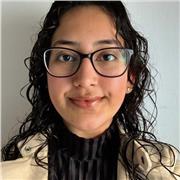 Universitaria imparte clases de inglés enfocadas para primaria y la ESO