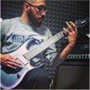 Chitarrista con esperienza, offro lezioni di chitarra online
