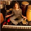 Musicoterapeuta y profesora da clases de sensibilización musical y música