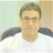 docteur et ingénieur de recherche, donne cours de maths, physique et chimie tous niveaux