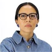 Professeure native d’espagnol, spécialisée en communication. Apprenez l'espagnol avec clarté, confiance, rythme et culture.