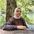 12 yıllık İngilizce öğretmeniyim.Her yaş grubuna ders verebilirim.