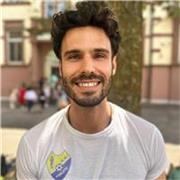 Lehrer für Spanisch, Musik und Sport in der Grundschule