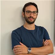 Laureato in Lettere Moderne con esperienza, offre lezioni di doposcuola e ripetizioni di materie umanistiche.