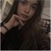 Ciao sono Giulia una studentessa di terza media e offro aiuto compiti a Reggio Calabria per bambini e ragazzi in tutte le materie 