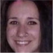 Ragazza laureanda presso la facoltà di filosofia dell'università di Torino