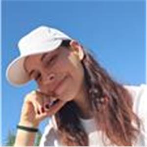 Yasemin Top