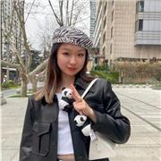 I am a creative person. At the same time, I dedicated to myself promoting Chinese language. I can give tailored lessons to all ages to cater to their needs.