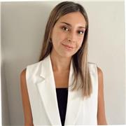 Licenciada de ciencia de la ingeniería dicta clases de matemáticas