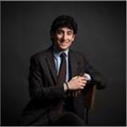 Se vuoi imparare l'italiano senza annoiarti, ma in modo serio ed incentivante, non esitare a contattarmi.