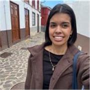 Estudiando Magisterio de primaria, con la intención de especializarme en inglés. Cursando C1