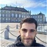 Profesor de inglés y alemán dicta clases en modalidad online