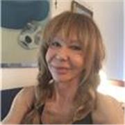 Insegnante di italiano per stranieri lezioni di yoga in lingua inglese