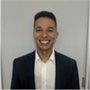 Tengo experiencia dando clase hasta universitarios adaptado a enseñar