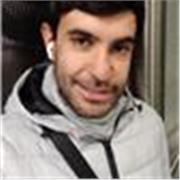 Soy un Profesor de inglés, trabajo con niños pequeños y adolescentes