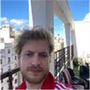 No soy profesor pero me gusta el contacto con la gente , gestionar las lecciones, y además hablo inglés perfectamente .