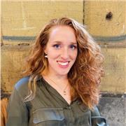 Profesora de español nativa y cualificada con 10 años de experiencia enseñando en Reino Unido y Australia