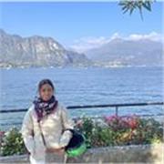 Docente con las de 25 años enseñando inglés a nivel de primaria e infantil con formación en psicología infantil 