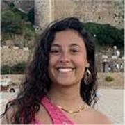 Profesora apto para primera y eso cualquier asignatura 