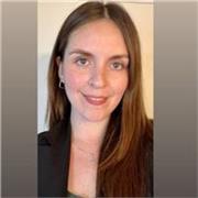 Docente de inglés especialista en educación secundaria y preparación para rendir exámenes internacionales