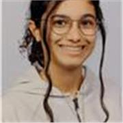 Professeure d'histoire a Rennes qui connais l'histoire presque sur le bout des doigts. 