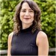 Profesora de Inglés con habilidades con todas las edades, también en Arte, historia de Arte y diseño gráfico 