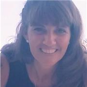 Quien es Valeria!!!.
    Valeria es un Ser con una sensibilidad  energética y vibración; que después de muchos años de estudio; desarrollo y trabajo interior, sirve de canal  en la búsqueda de eso que hay más allá del pensamiento, que subyase en el interi