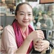 English tutor who has experienced in teaching young English and beginner learners
