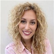 Profesora imparte clases particulares de repaso de la materia Lengua castellana y Literatura