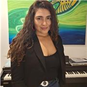 Profesora de Piano dicta clases para niñ@s y jóvenes