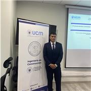 Profesor de matemáticas, con amplios conocimientos tanto para enseñanza básica, media, preparación PAES y apoyo universitario
