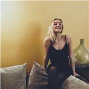 Professeur de yoga dynamique