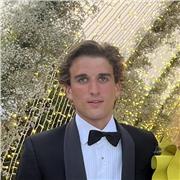 Biólogo recién graduado de Boston University basado en Sotogrande, España dispuesto a dar clases online.