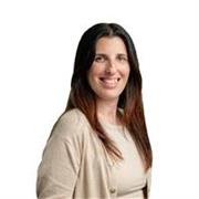 Docente habilitada y terapeuta ocupacional con más de 10 años de experiencia en el sector sociosanitario.