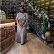 Me gusta llevar el aprendizaje divertido y práctico a la educación y la enseñanza. Disfruto de proyectos creativos donde los estud