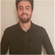 Investigador predoctoral da clases de repaso en biología y química