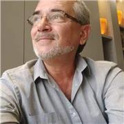 Avec 40 ans d'expérience et 15 créations de sociétés sur 3 continents, je pense être capable d'aider et de transmettre
