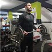 ​ Entrenador de fútbol con experiencia, ofrezco clases personalizadas para todas las edades y niveles en Barcelona. Mejora tu técn