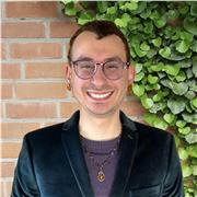 Clases de Inglés enseñado por un lingüista nativo.