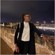 Professora de primària apta para refuerzo de todas las asignaturas.