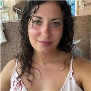 Profesora de lengua castellana y literatura, apto para todos los niveles y edades.