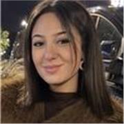 Profesora de física y matemáticas a alumnos de la ESO y bachillerato