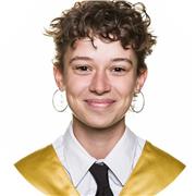 Profesora de cursos entre eso bachillerato y universidad. Especializada en dibujo, diseño 3D en fusión 360 y D.gráfico.