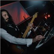 Lezioni di chitarra per tutti: dalla classica all'elettrica, dalla musica pop al rock