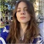 Professeur d'anglais certifié TEFL/TESOL avec plus de 5 ans d'expérience dans l'enseignement, notamment en ligne. 