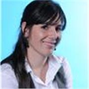 Ich bin Übersetzerin und Dolmetscherin für Deutsch-Spanisch und arbeite al Spanisch Lehrkraft in einer Schule