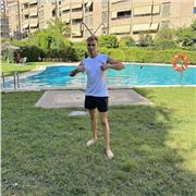 Me considero simpático, extrovertido y con muchas ganas de enseñar. Edades 10/18.